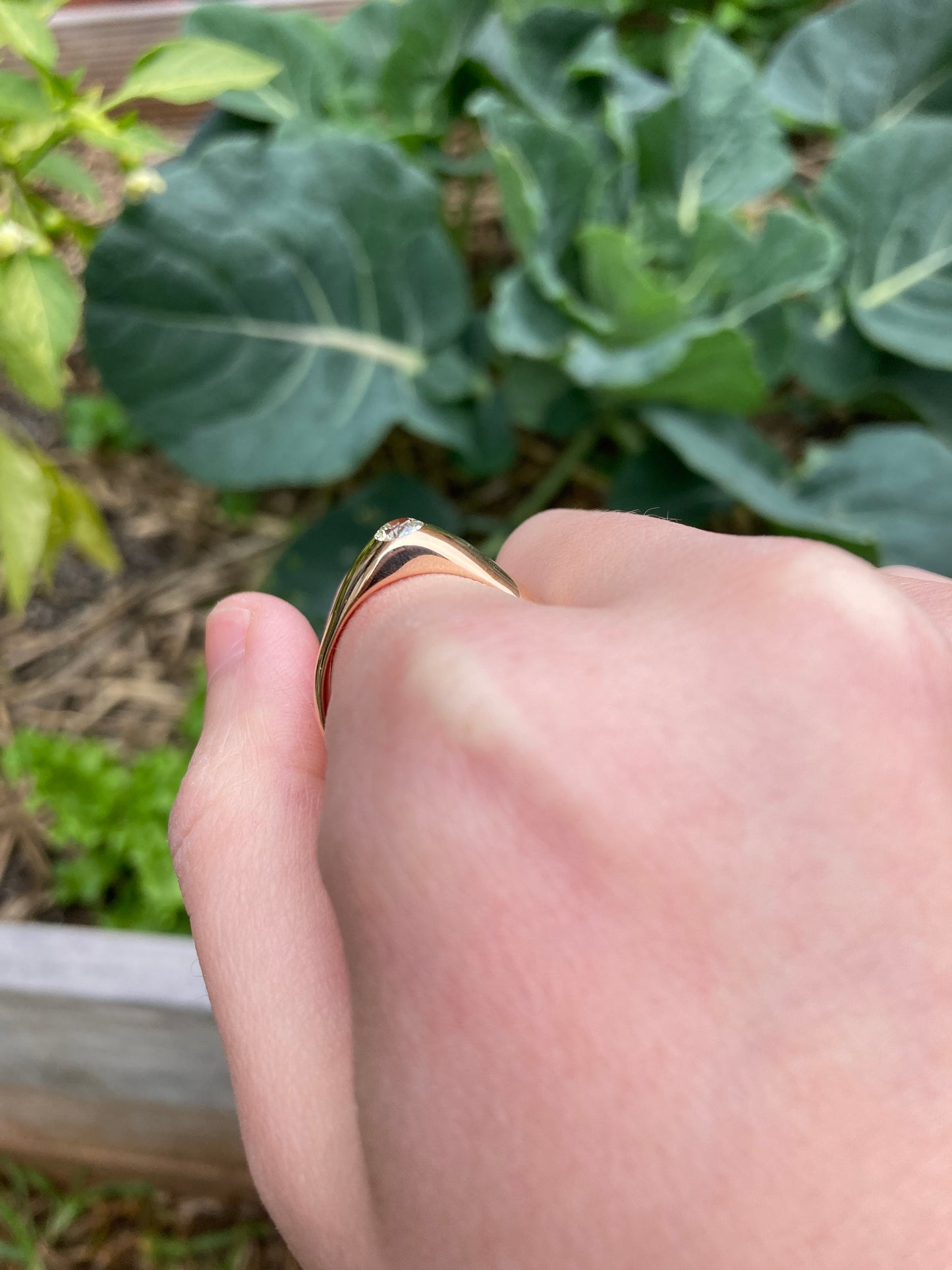 Vintage 14ct rose gold old cut diamond gypsy ring