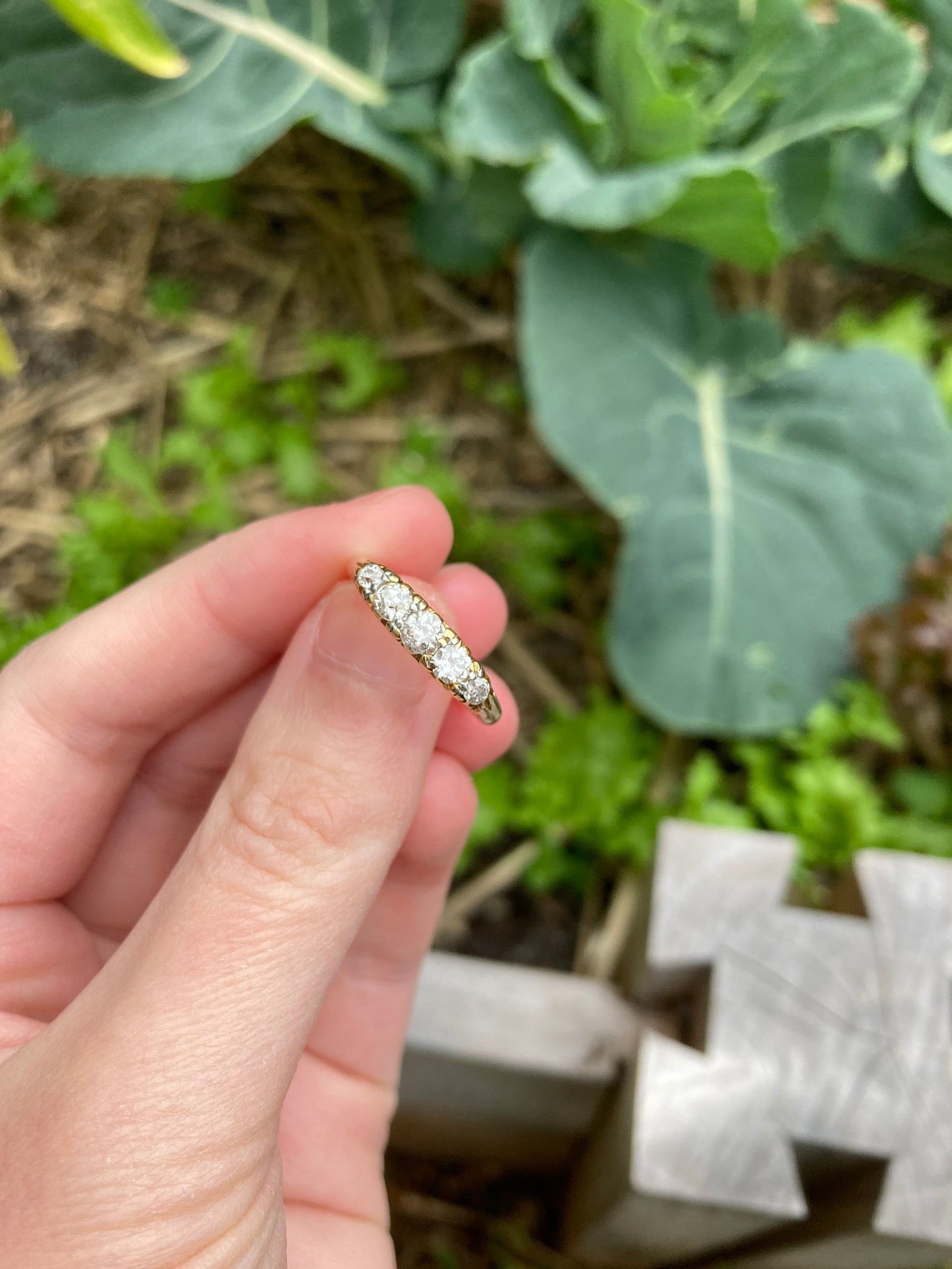 Antique 18ct yellow gold 0.5ct TCW old cut diamond five stone half hoop ring