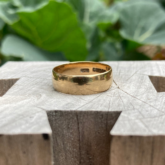 Vintage 9ct yellow gold band, 6mm wide