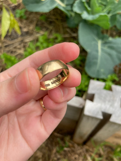 Vintage 9ct yellow gold band, 6mm wide