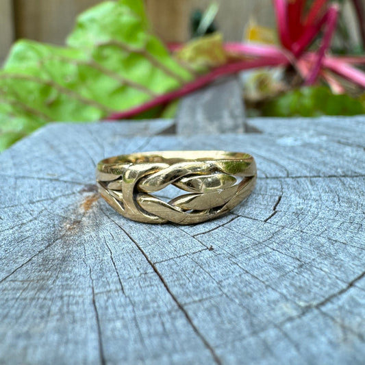 Antique Victorian 18ct yellow gold knot ring