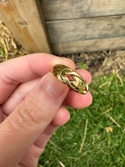 Antique Victorian 18ct yellow gold knot ring