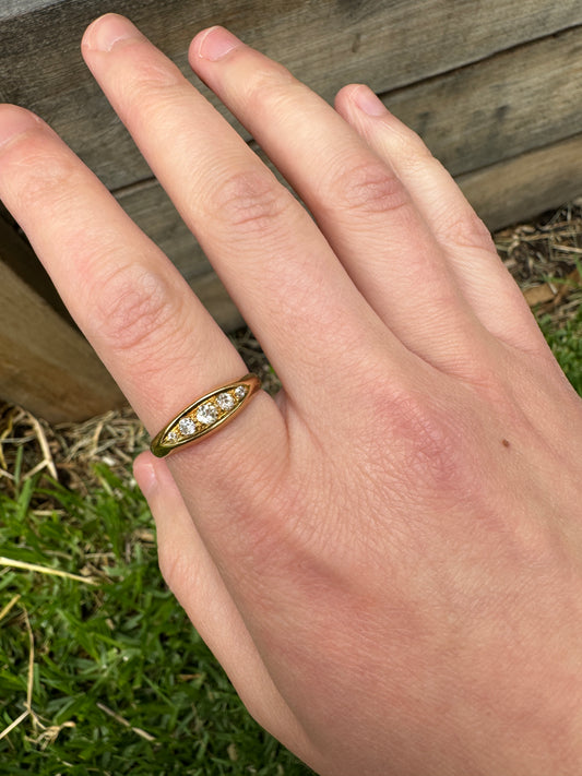 Vintage 18ct yellow gold old mine cut diamond five stone boat ring