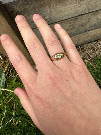 Antique Victorian 15ct rosy yellow gold old mine cut diamond starset gypsy ring