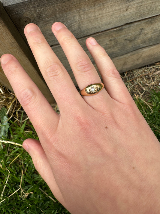Antique Victorian 15ct rosy yellow gold old mine cut diamond starset gypsy ring