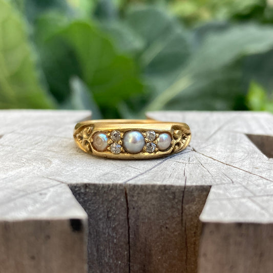 Antique Victorian 18ct yellow gold split pearl and old cut diamond half hoop ring