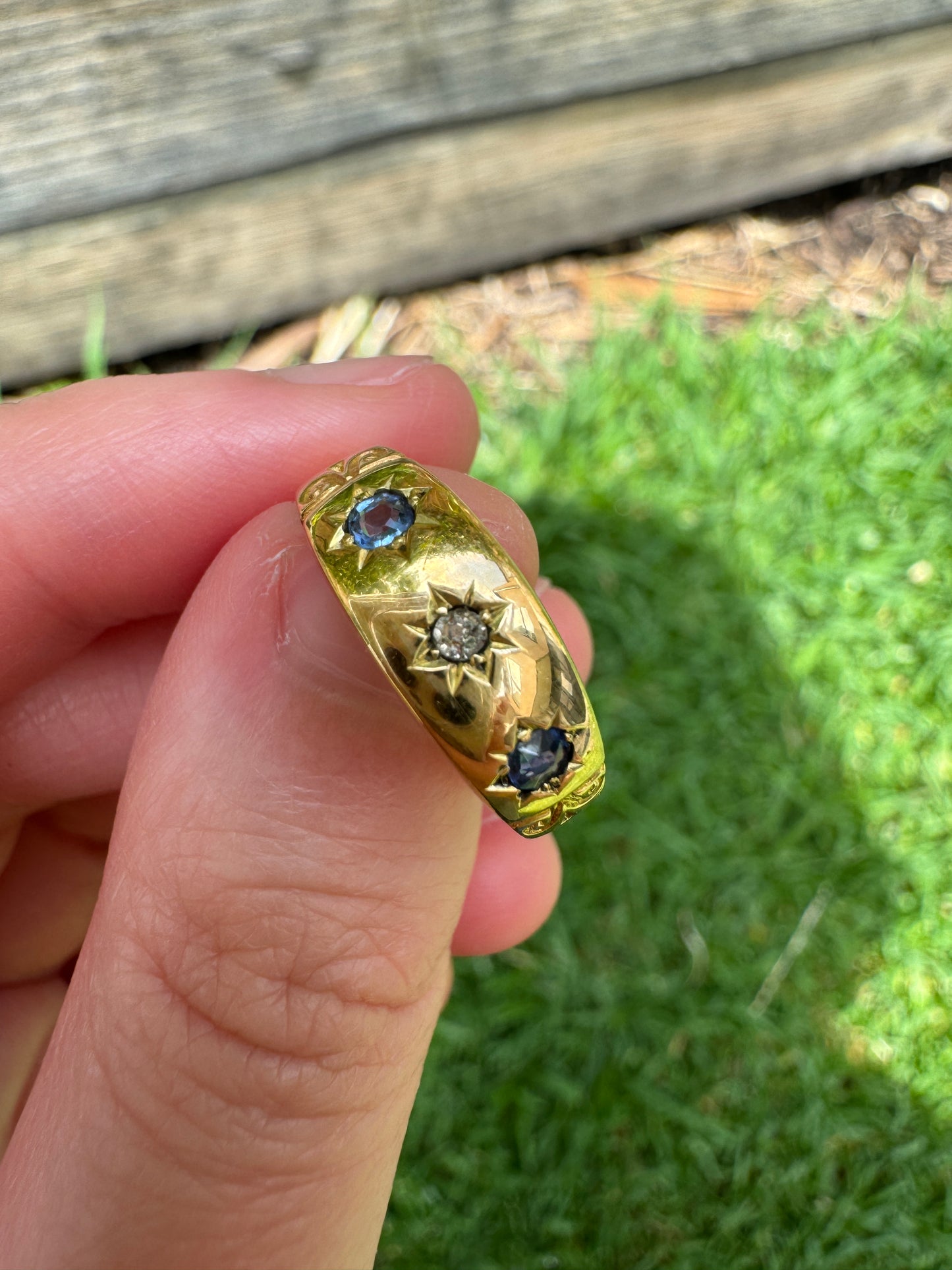 Antique Victorian 18ct yellow gold three stone starset sapphire and old cut diamond gypsy ring