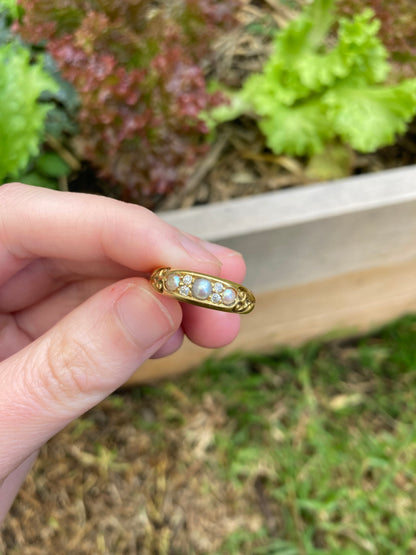 Antique Victorian 18ct yellow gold split pearl and old cut diamond half hoop ring