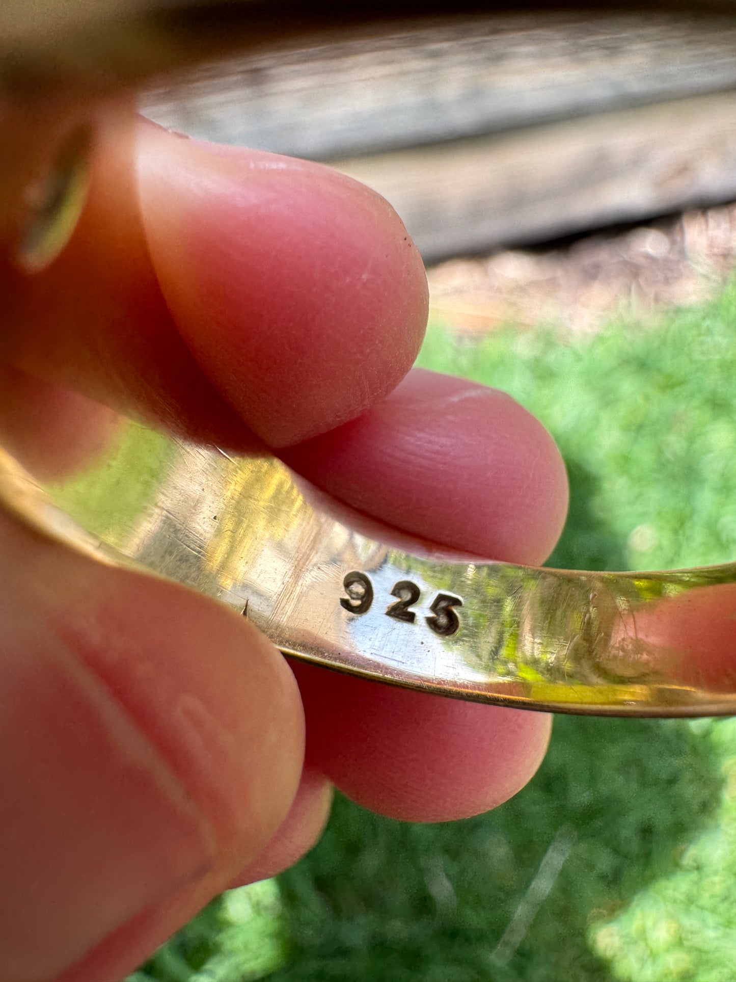 Vintage 9ct yellow gold starset 0.12ct old mine cut diamond signet ring