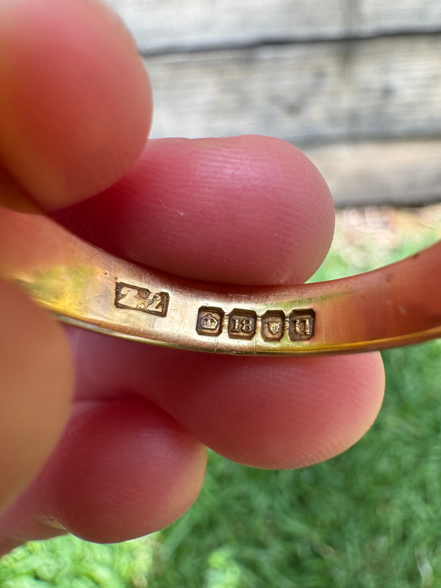 Antique 18ct yellow gold five stone old mine cut diamond gypsy ring