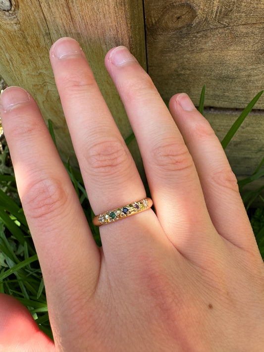 Vintage Victorian style 9ct yellow gold starset gemstone ring