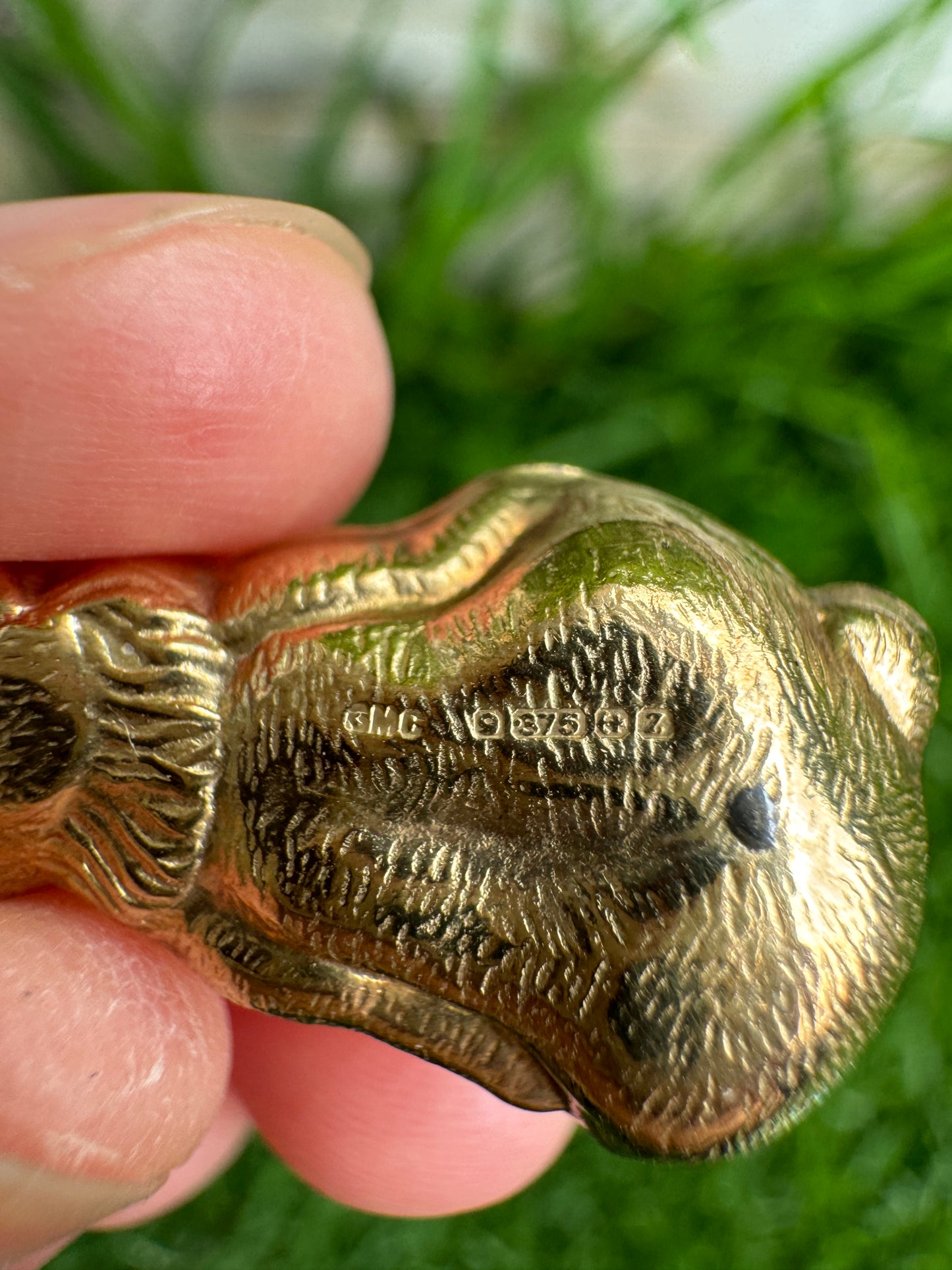 Vintage 9ct yellow gold bear charm