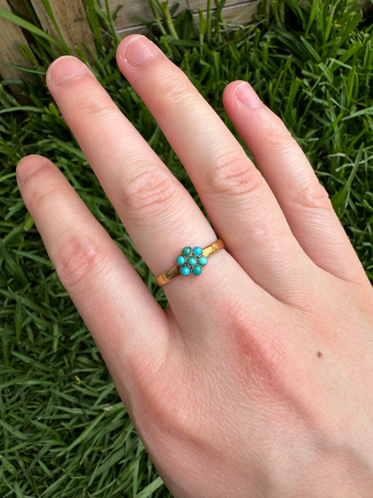 Vintage 18ct yellow gold turquoise daisy ring