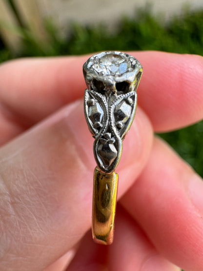 Vintage 18ct yellow gold and platinum 0.15ct old European cut diamond solitaire ring