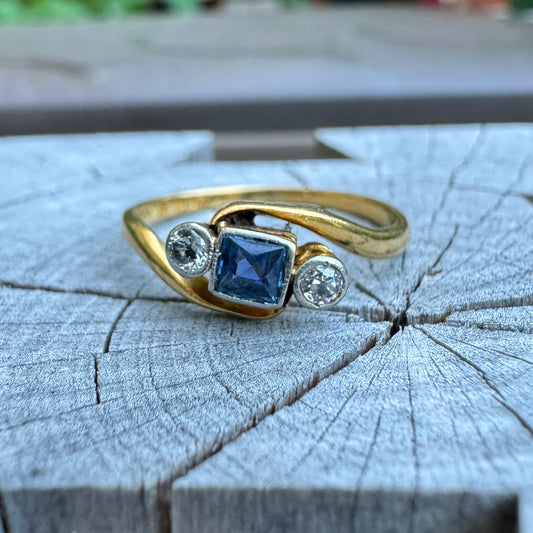 Vintage 18ct yellow gold three stone sapphire and old cut diamond crossover ring