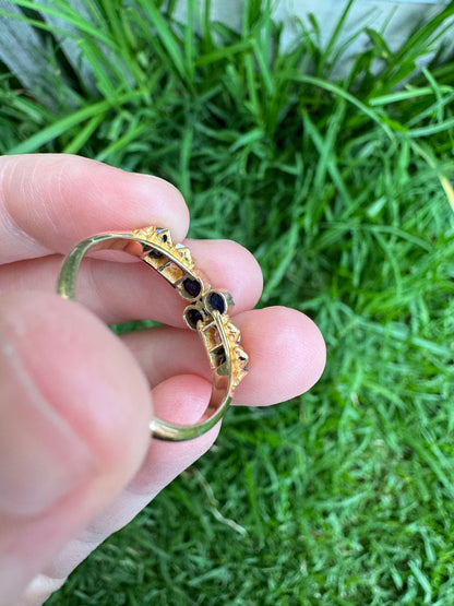 Vintage 22ct yellow gold mixed cut sapphire and old mine cut diamond half hoop ring