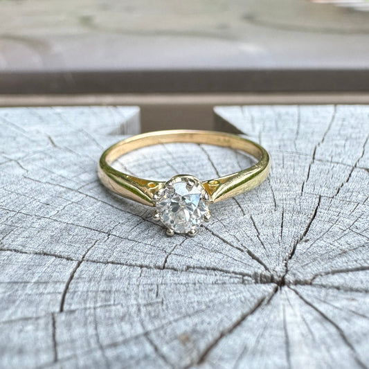 Vintage 18ct yellow gold 0.3ct old mine cut diamond solitaire ring