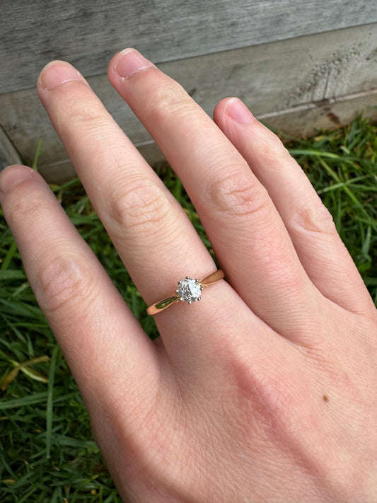 Vintage 18ct yellow gold 0.3ct old mine cut diamond solitaire ring