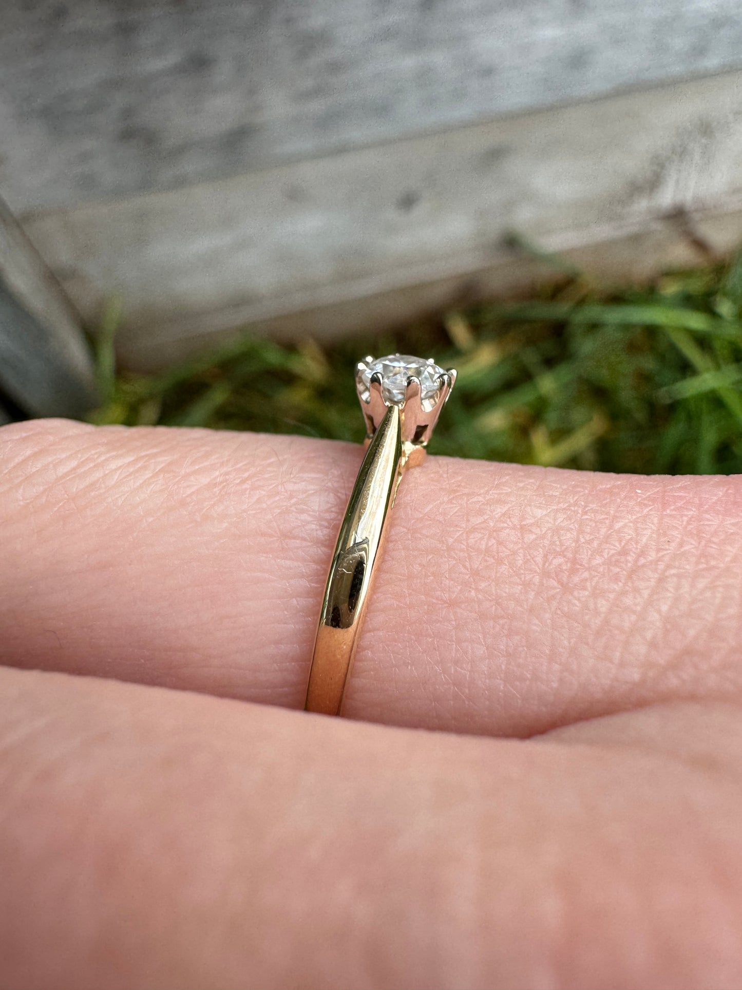 Vintage 18ct yellow gold 0.3ct old mine cut diamond solitaire ring