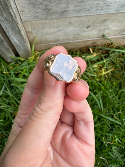 Antique 9ct rosy yellow gold shield signet ring