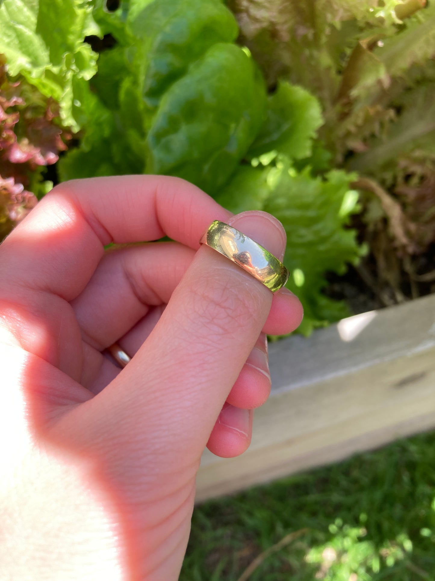 Vintage 9ct yellow gold band, 5.1mm wide