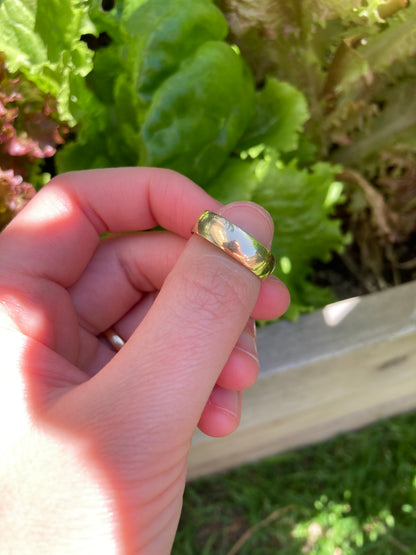 Vintage 9ct yellow gold band, 5.1mm wide