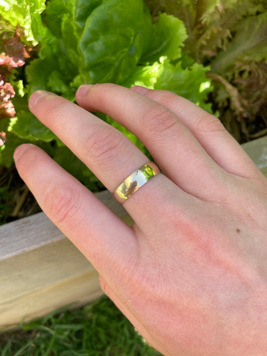 Vintage 9ct yellow gold band, 5.1mm wide