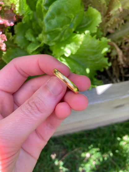 Antique 22ct yellow gold band, 3mm wide