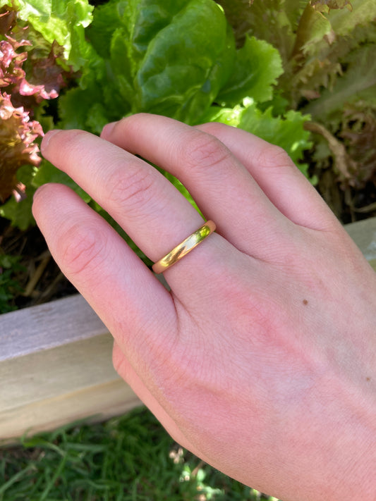 Antique 22ct yellow gold band, 3mm wide