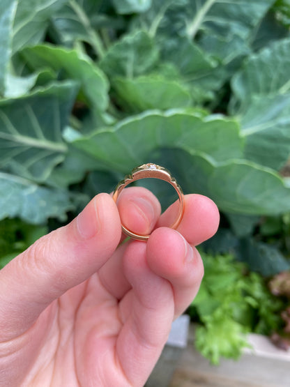 Antique Victorian 18ct yellow gold starset 0.25ct old mine cut diamond solitaire ring