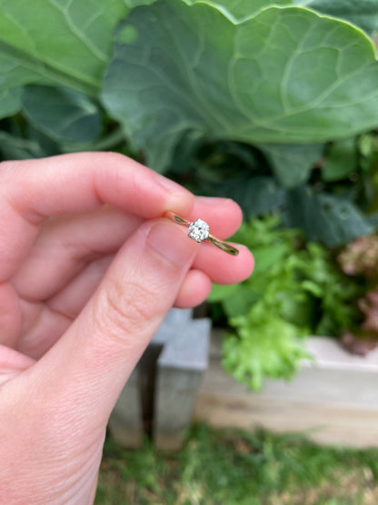 Vintage 18ct yellow gold 0.25ct old mine cut diamond solitaire ring