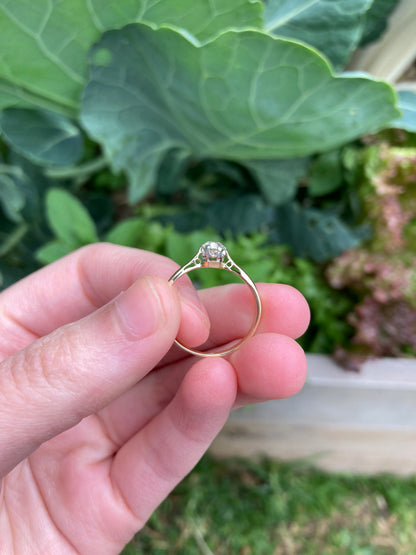 Vintage 18ct yellow gold 0.25ct old mine cut diamond solitaire ring