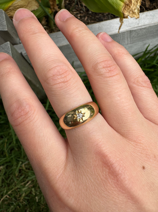Antique 18ct yellow gold single cut diamond starset gypsy ring