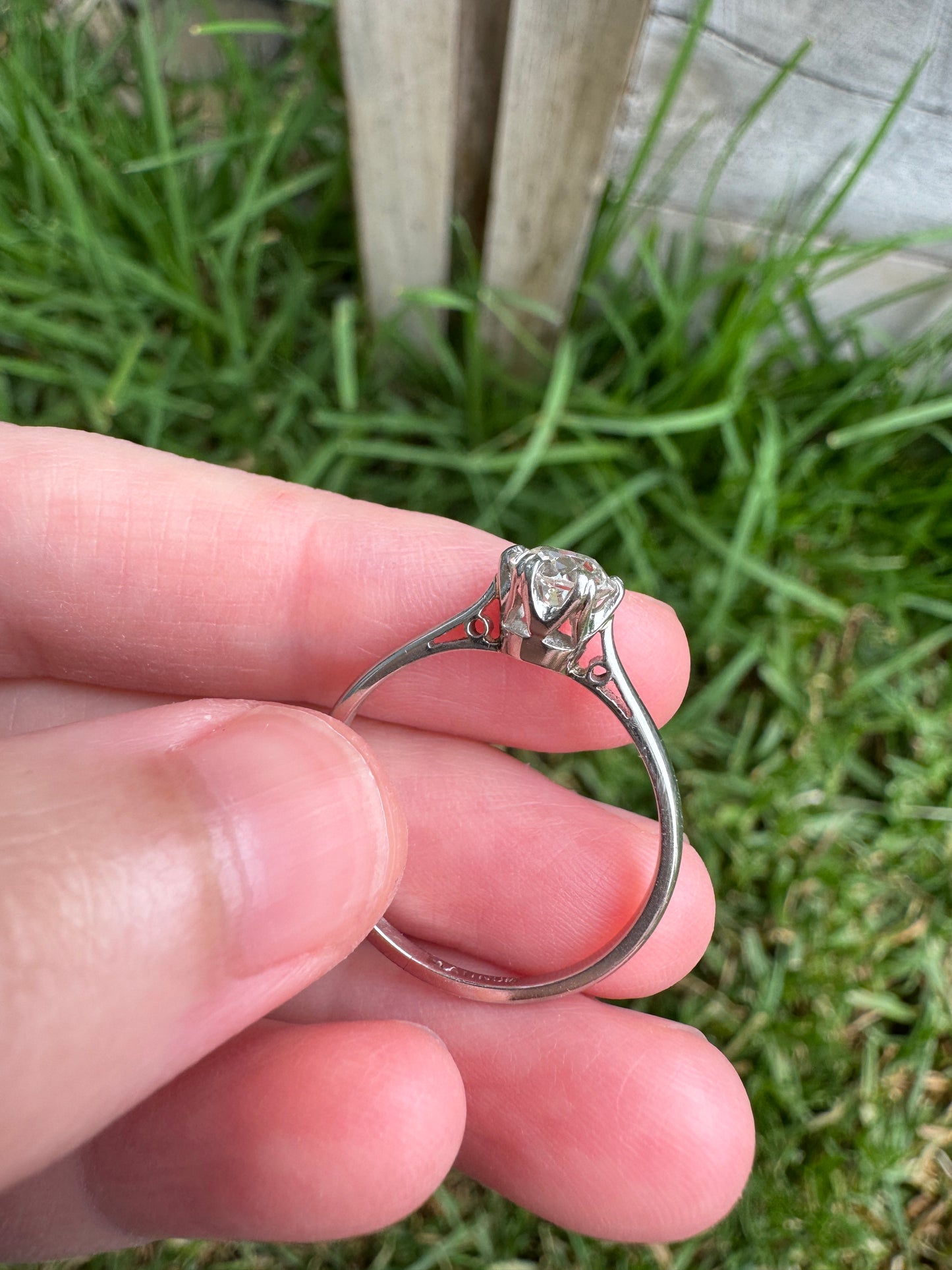 Vintage platinum 0.90ct old mine cut diamond solitaire ring