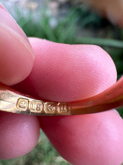 Antique 18ct yellow gold three stone old mine cut and rose cut diamond starset gypsy ring