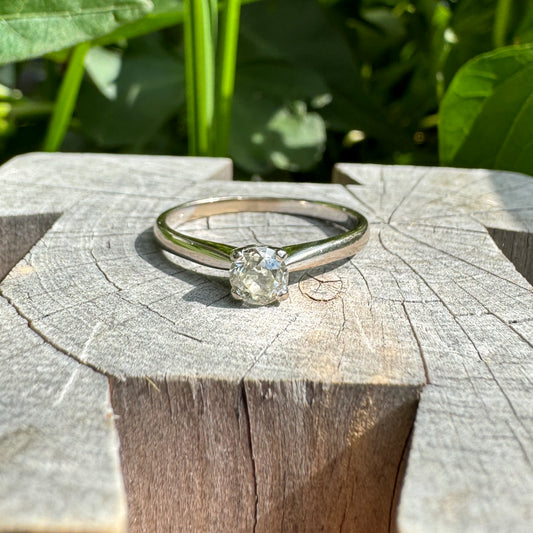 18ct white gold 0.2ct old mine cut diamond solitaire ring