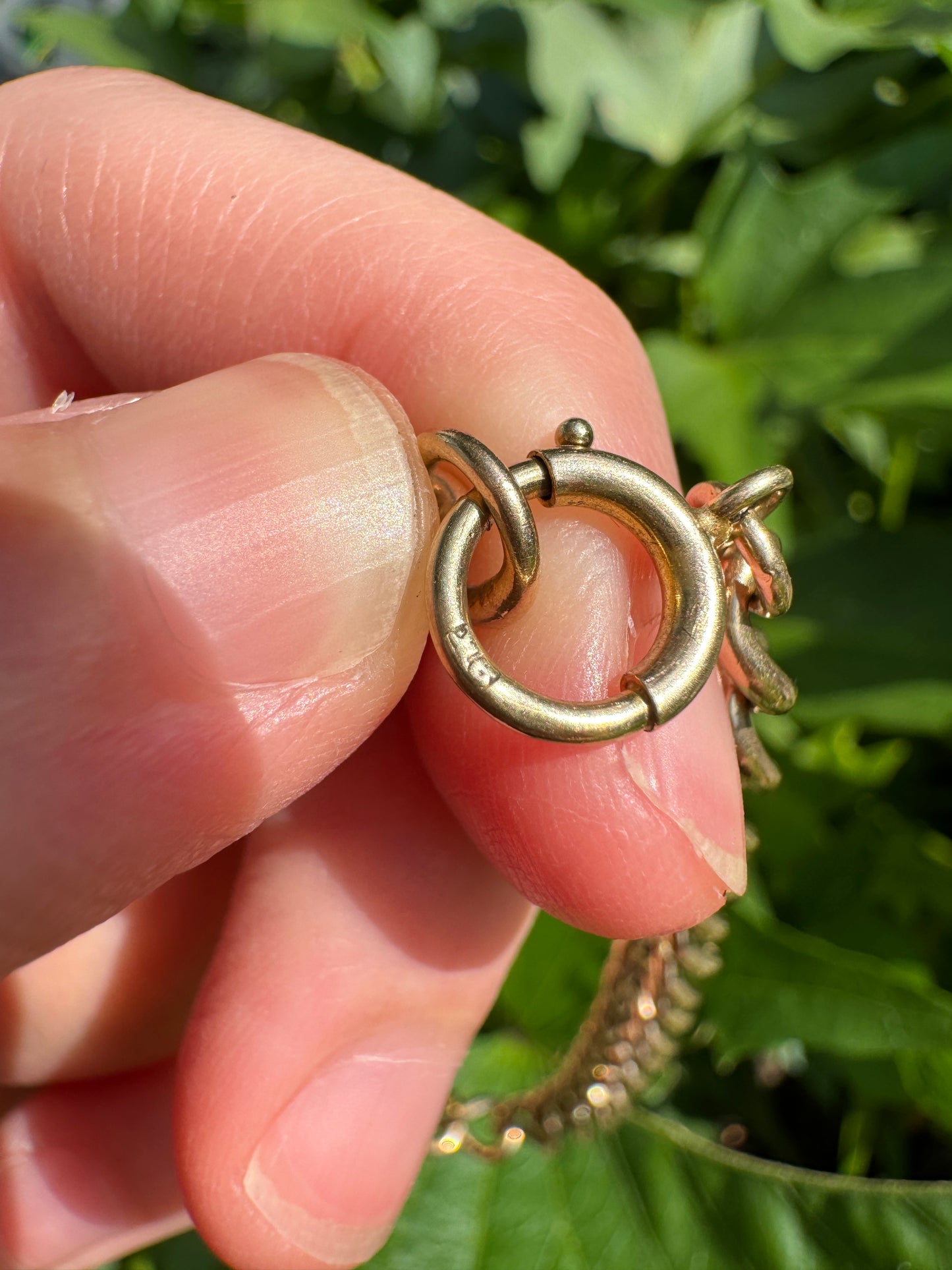 Vintage 9ct yellow gold curb link bracelet with bolt clasp, 20cm / 7.9 inches