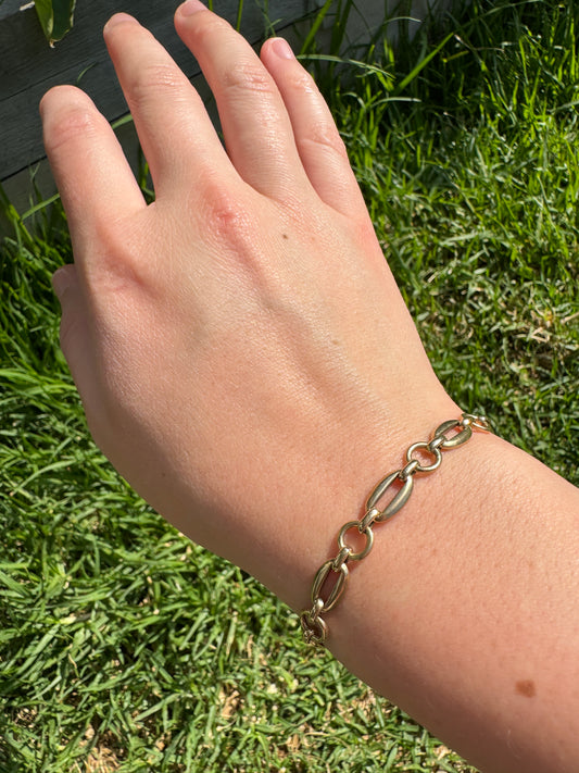 Vintage 9ct yellow gold fancy link bracelet with box and tongue fastener and safety chain, 17cm / 6.7 inches long