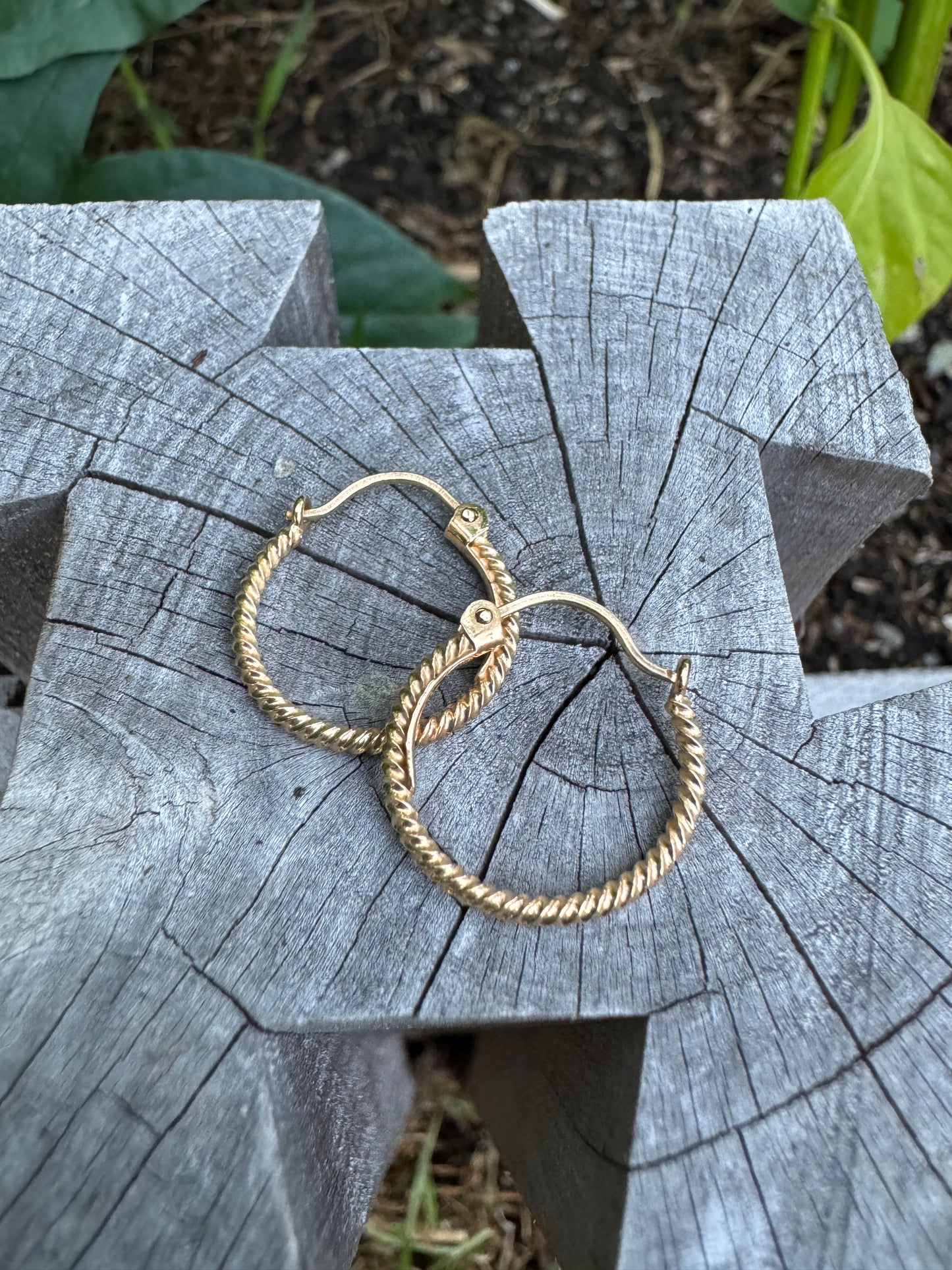 Vintage 9ct rose gold Italian hoop earrings