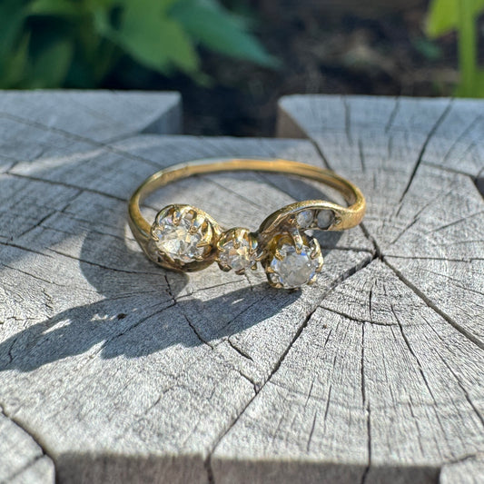 Vintage 18ct yellow gold 0.4ct TCW old mine cut and single cut diamond ring