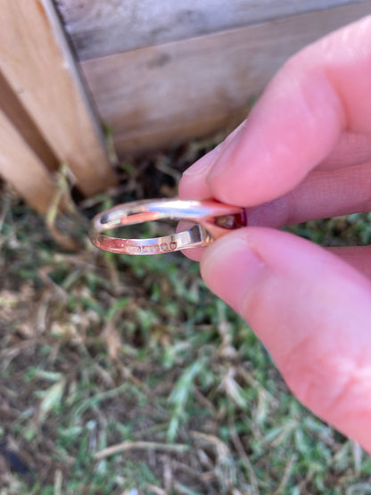 Vintage 9ct rose gold faceted ruby belcher ring
