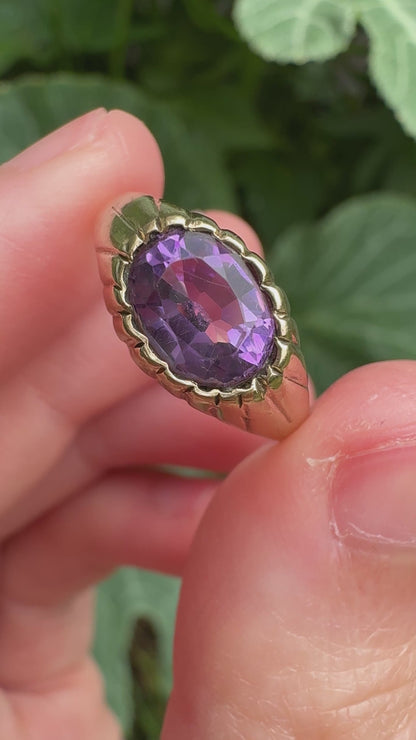 Vintage 9ct yellow gold 1.29ct amethyst east-west ring