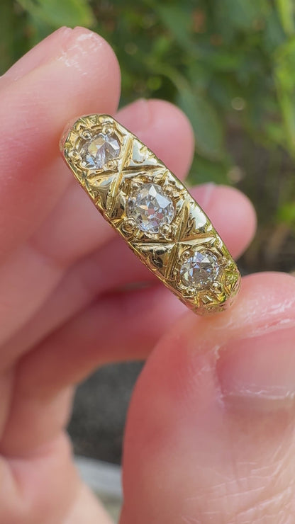 Vintage 18ct yellow gold three stone 0.28ct old mine cut diamond gypsy ring
