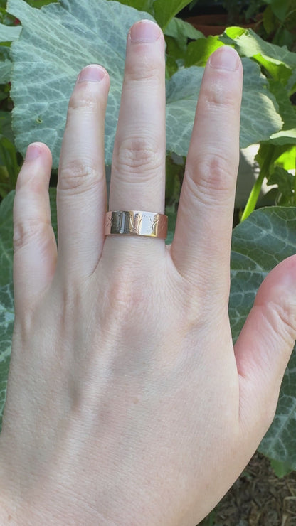 Antique 15ct rosy yellow gold 'IVY' engraved cigar band