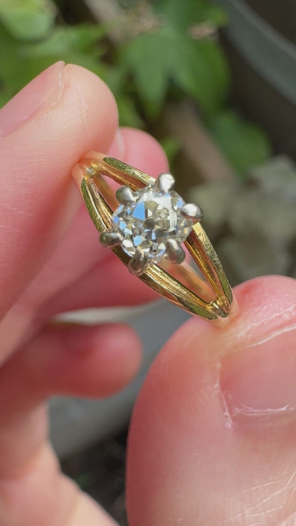 Vintage 18ct gold old mine cut diamond solitaire ring