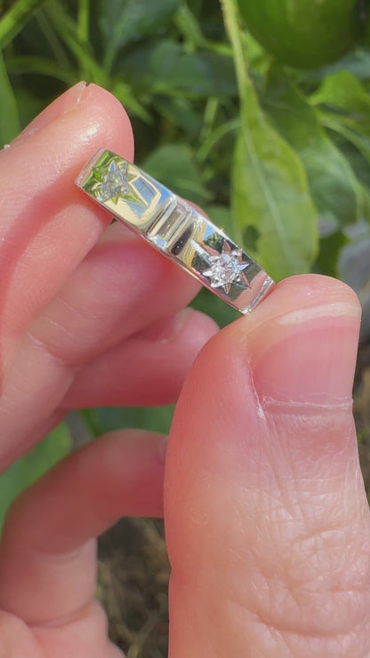 Vintage 18ct white gold 0.17ct TCW round brilliant and baguette cut diamond gypsy ring