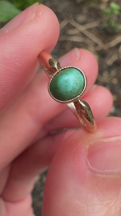 Antique English 9ct rosy yellow gold turquoise cabochon ring