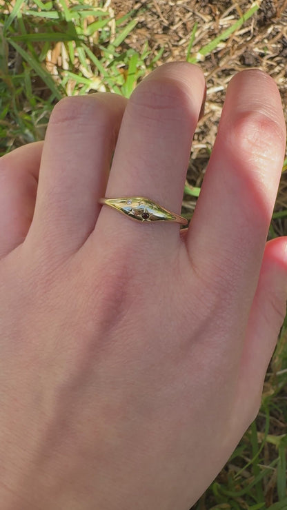 Vintage 14ct yellow gold diamond and garnet starset gypsy ring