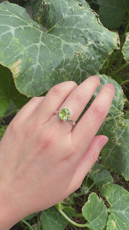 Custom handmade sterling silver and recycled 18ct yellow gold 2.54ct peridot ring