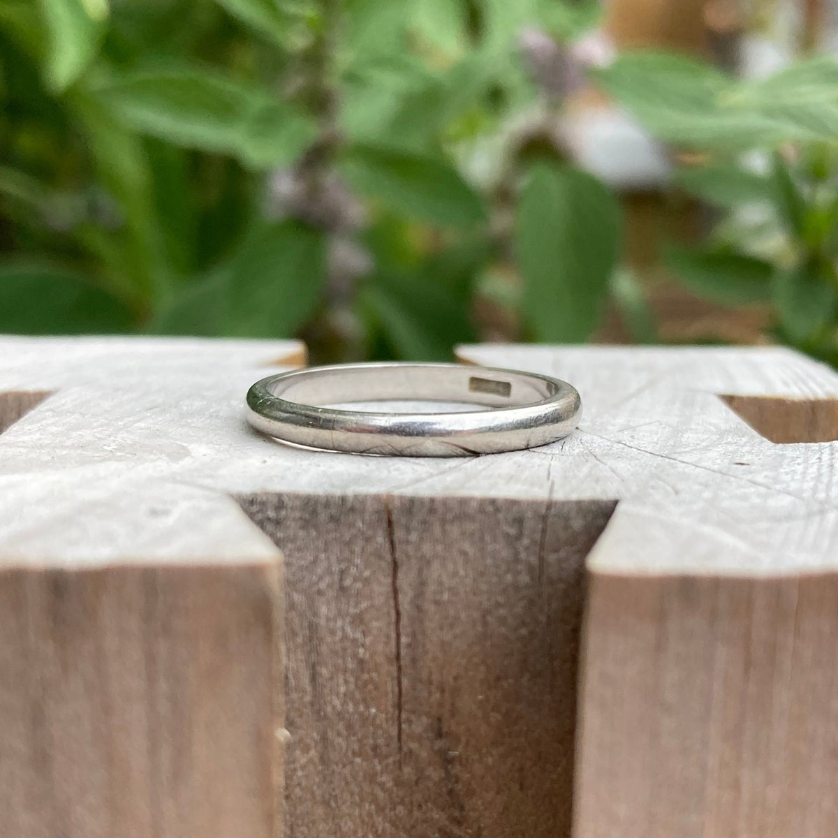 Vintage platinum band, size N 1/2